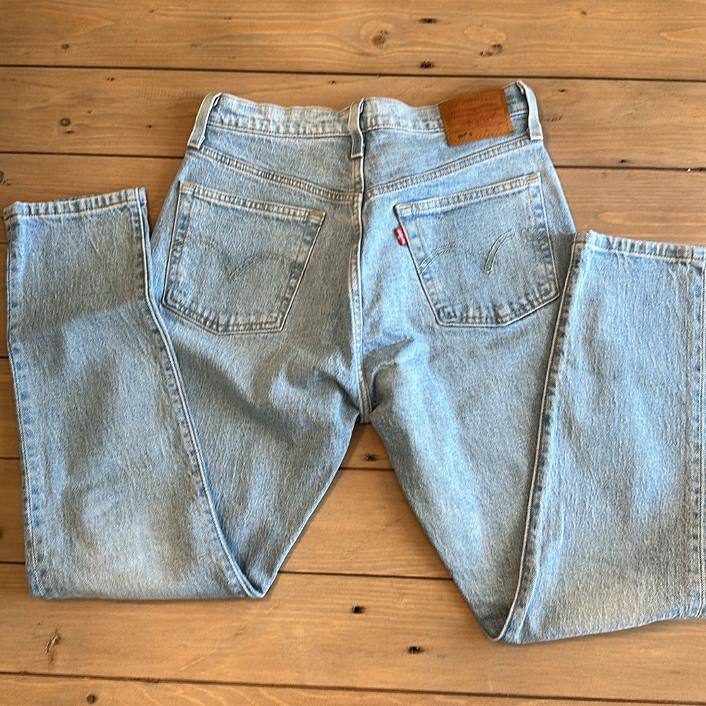 Levi’s Premium Women’s 501 Skinny Jean, size 27, Tango Light